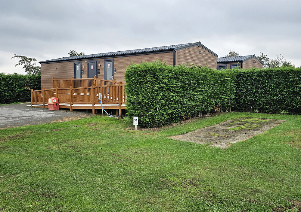 Premium portable toilet and washing facilities: Transform campsites and holiday parks